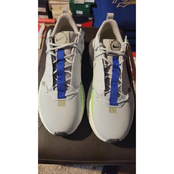 Athletic_Shoes